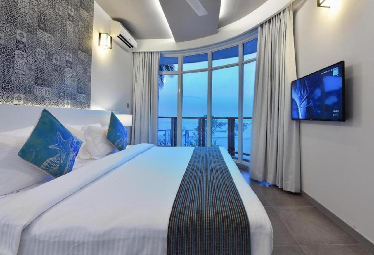 Velana Beach Hotel Maldives Maafushi Exterior photo