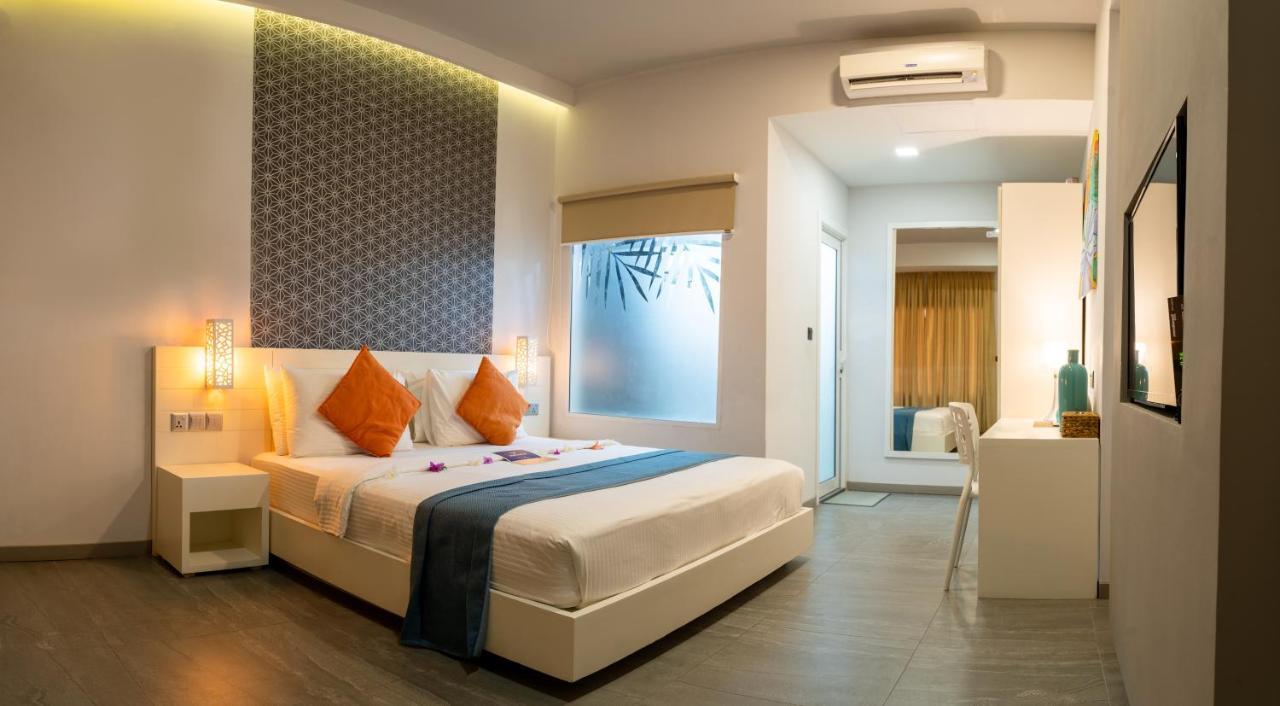 Velana Beach Hotel Maldives Maafushi Exterior photo