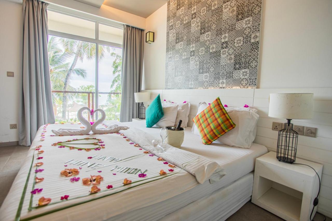 Velana Beach Hotel Maldives Maafushi Exterior photo