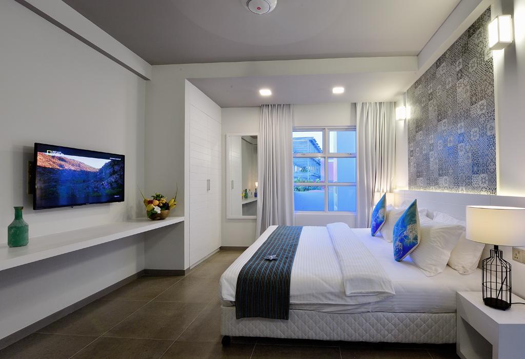 Velana Beach Hotel Maldives Maafushi Exterior photo